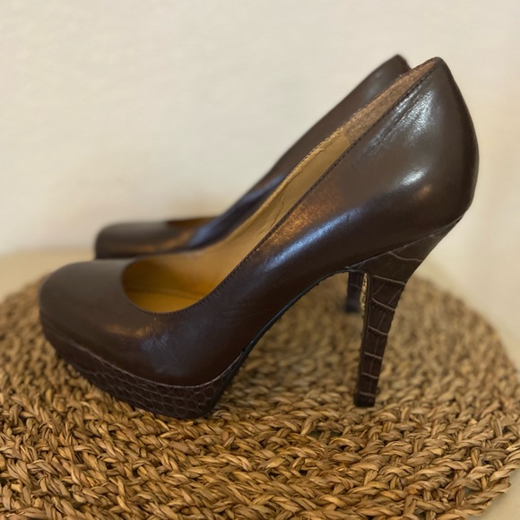 NINE WEST Platform Brown Heel EUC HEEL APPROXIMATELY 4 in - Picture 1 of 7